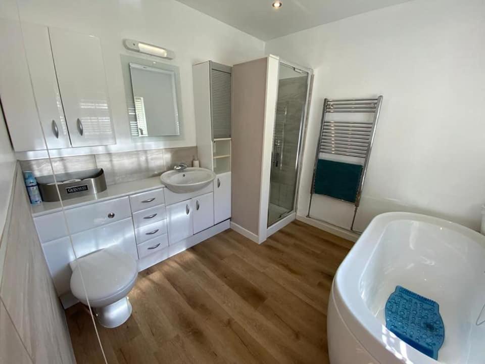 Church Hall & Secret Garden Hideaway At Summer Hills Casa vacanze Whitby